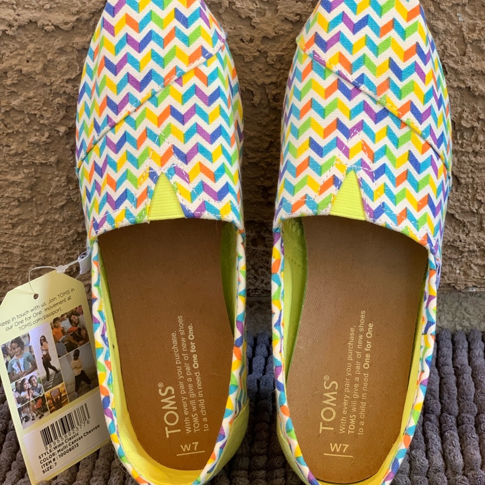 Toms
